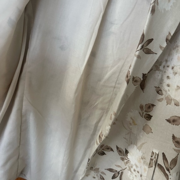 Joie Beige and Brown Floral Blazer - Picture 7 of 7